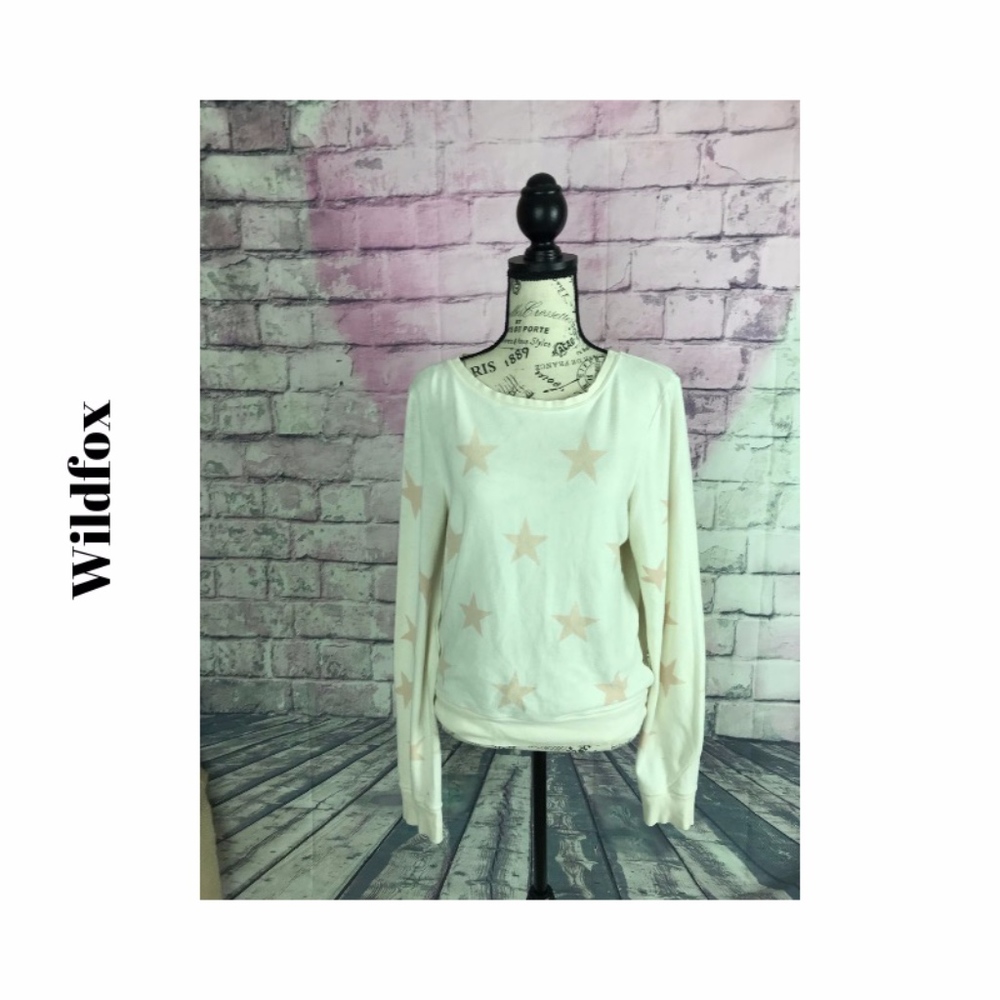 Wildfox star sweater size (XS)